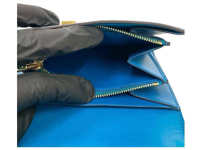 Billetera bi-fold compacta de cuero de ternera Constance de Hermès Azul - vista 9