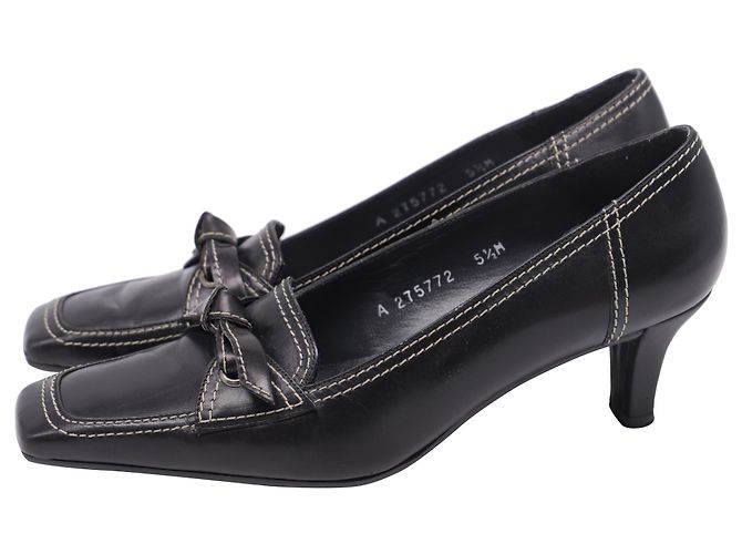 Pumps a punta quadrata con fiocco Stuart Weitzman in pelle nera Nero - vista 4