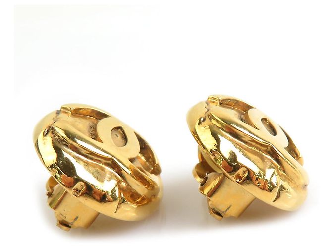 Orecchini a clip in metallo dorato Chanel Coco Mark D'oro - vista 4