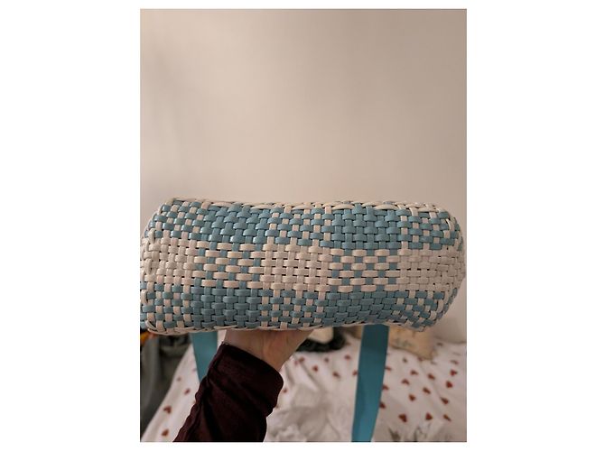 Borsa Tote Miu Miu in pelle bianca e blu Bianco Blu chiaro - vista 6