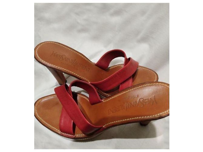 Mule Yves Saint Laurent in pelle rossa Rosso - vista 2