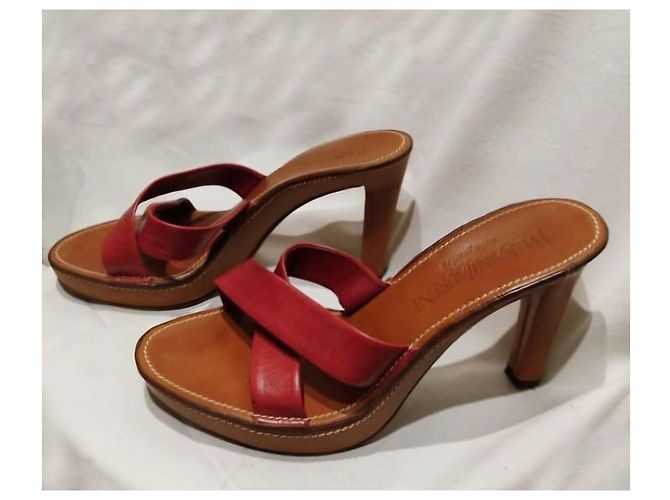 Mule Yves Saint Laurent in pelle rossa Rosso - vista 3