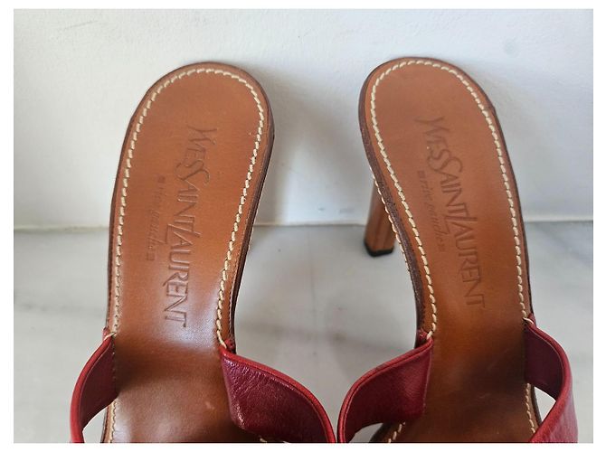 Mule Yves Saint Laurent in pelle rossa Rosso - vista 5