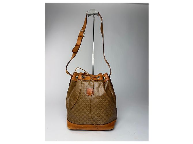Triomphe Céline Vintage Celine Monogramm Patentasche Eimer Tasche Braun - Ansicht 12