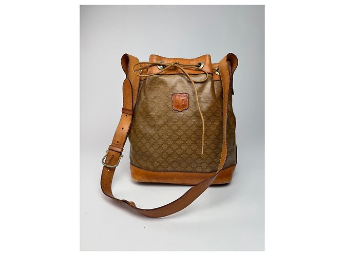 Triomphe Céline Vintage Celine Monogramm Patentasche Eimer Tasche Braun - Ansicht 6