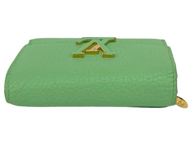 Cartera Capucines XS de cuero con tres pliegues Louis Vuitton Rosa Verde - vista 3