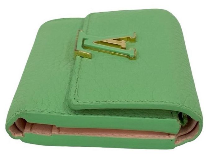 Cartera Capucines XS de cuero con tres pliegues Louis Vuitton Rosa Verde - vista 5