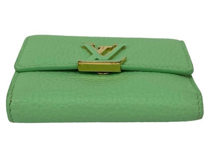 Cartera Capucines XS de cuero con tres pliegues Louis Vuitton Rosa Verde - vista 6