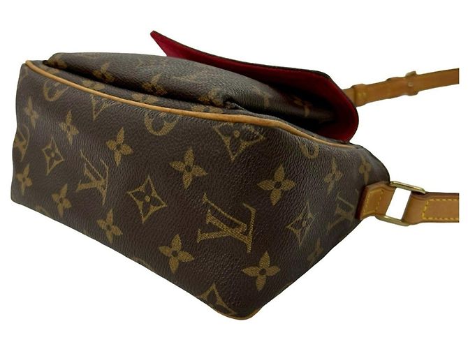 Borsa a Spalla Mini Monogramma Viva Cite PM di Louis Vuitton Marrone - vista 8