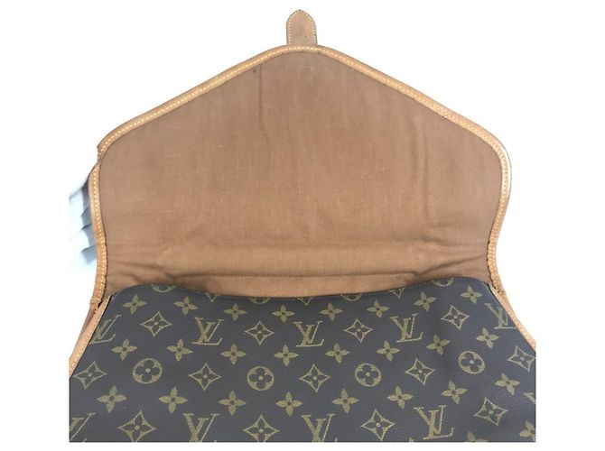 Bolsa Beverly Monogram Louis Vuitton Marrom - vista 10