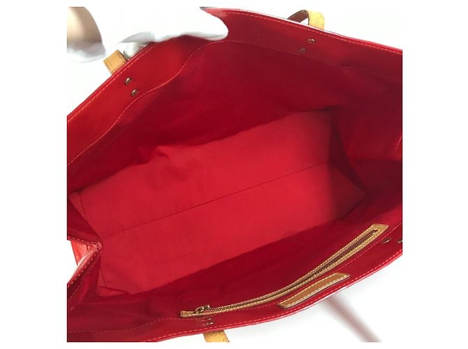 Borsa Reed GM in Monogram Vernis Louis Vuitton Rosso - vista 13