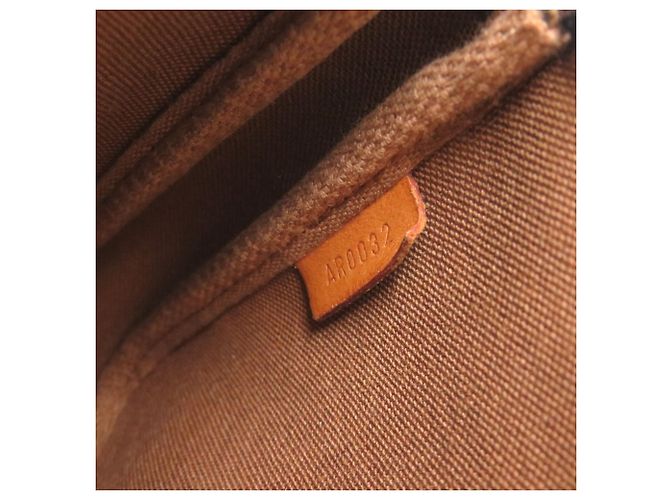 Pochette Accessoires Monogram Louis Vuitton Marrone Monogramma - vista 7