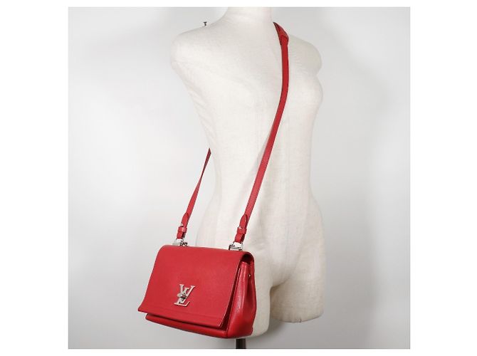 Borsa a spalla Rock Me BB di Louis Vuitton Rosso - vista 15