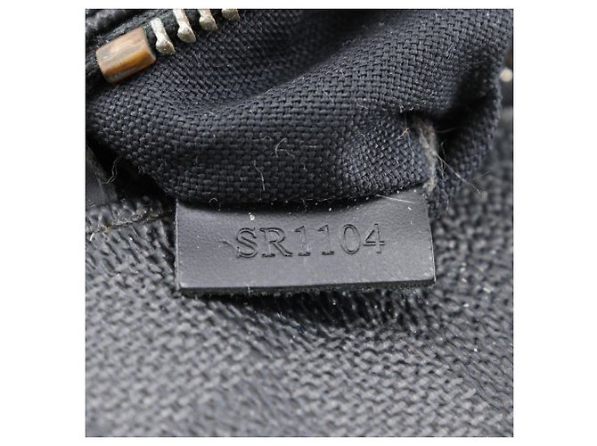 Borsa a Spalla Mick PM Louis Vuitton Nero - vista 18