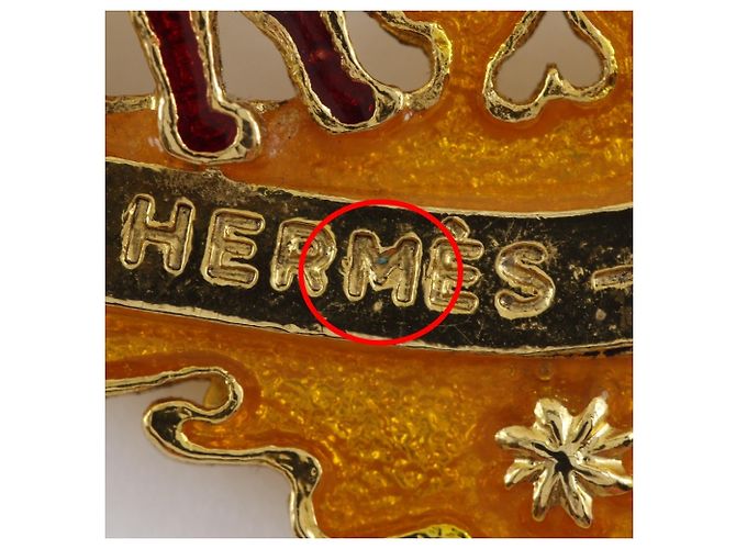 Spilla Hermès Cloisonné Ragazza e Cane Rosso D'oro Verde - vista 8