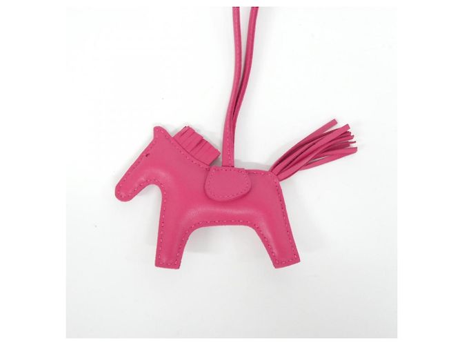 Charm per borsa Rodeo PM di Hermès Rosa - vista 2