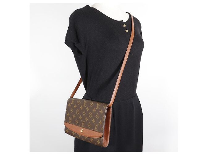 Sac à épaule 2 en 1 Monogram Bordeaux Louis Vuitton Marron - vue 18