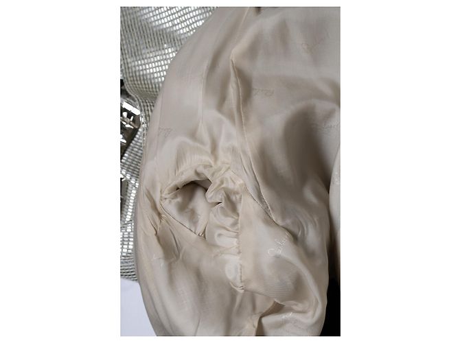 Burberry, silberner metallischer Trenchcoat - Ansicht 9