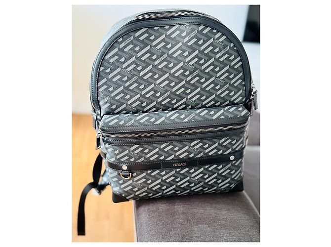Zaino Versace Medusa in pelle nero e grigio - vista 2