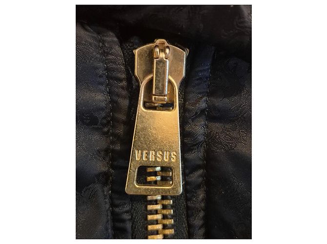 Chaqueta de Plumas Versus Versace Negra Damasco León Negro - vista 6
