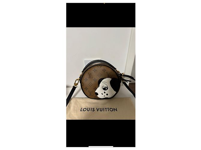 Louis Vuitton Bolsa de ombro de dálmatas com caixa de chapéu macia Marrom - vista 4