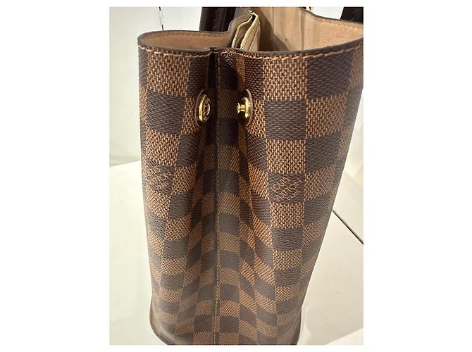 Borsa a mano Louis Vuitton Kensington in pelle marrone - vista 9