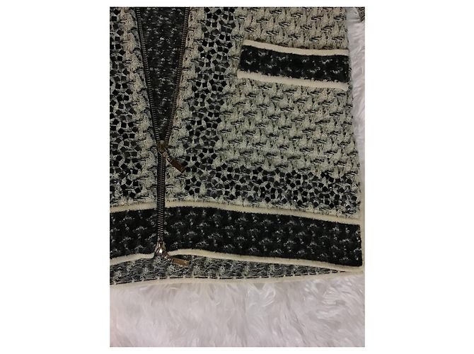 Saia com blazer Chanel - vista 6