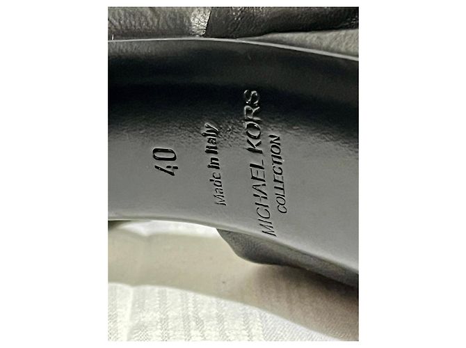 Michael Kors Sandalo Bianca in pelle marrone scuro Cioccolato - vista 6
