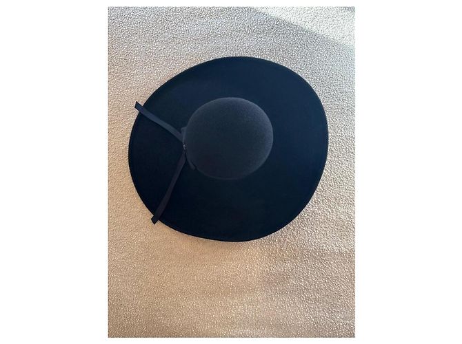 Cappello a tesa larga Chanel in Seta Nero - vista 3