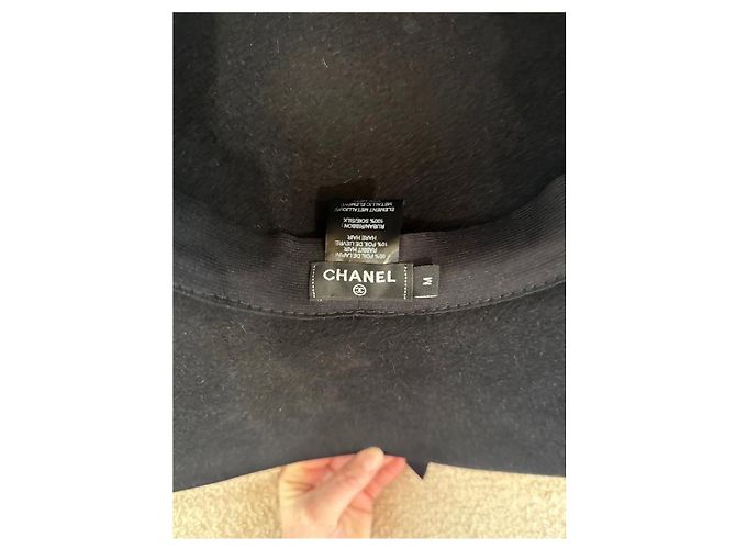 Cappello a tesa larga Chanel in Seta Nero - vista 5