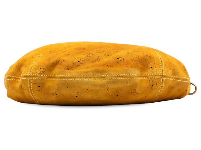 Louis Vuitton Onatah GM in Suede Monogram Giallo - vista 3