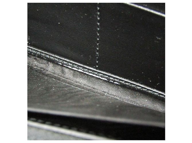Cartera larga bi-fold Gucci Blade en negro - vista 16