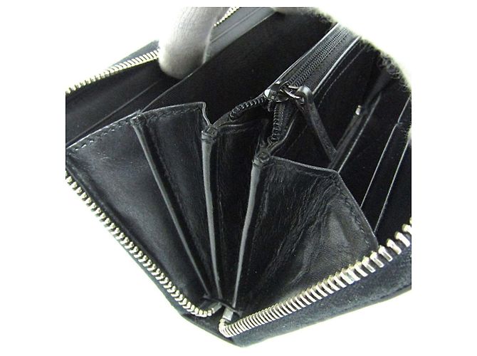 Cartera larga bi-fold Gucci Blade en negro - vista 17