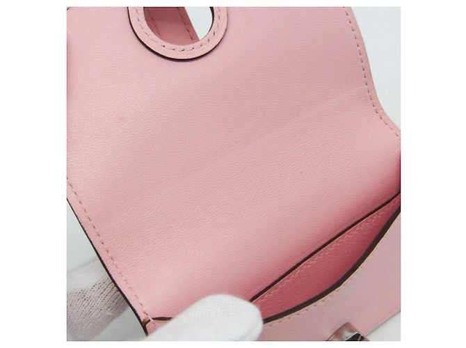 Tarjetero de cuero Swift Dogon de Hermès en rosa - vista 14