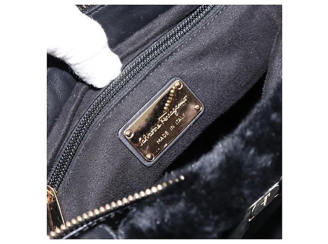 Borsa Vala in suede Salvatore Ferragamo Nero - vista 6