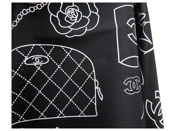 NUOVO FULARD CHANEL LOGO CC CAPPELLO BORSA QUADRATA 90 SETA NERA Nero - vista 12