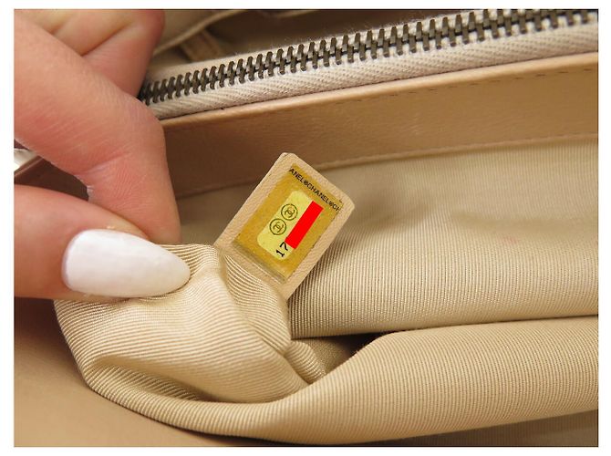 CHANEL CROWN TOTE QUILTED LEATHER BEIGE SHOPPING HAND BAG - view 14
