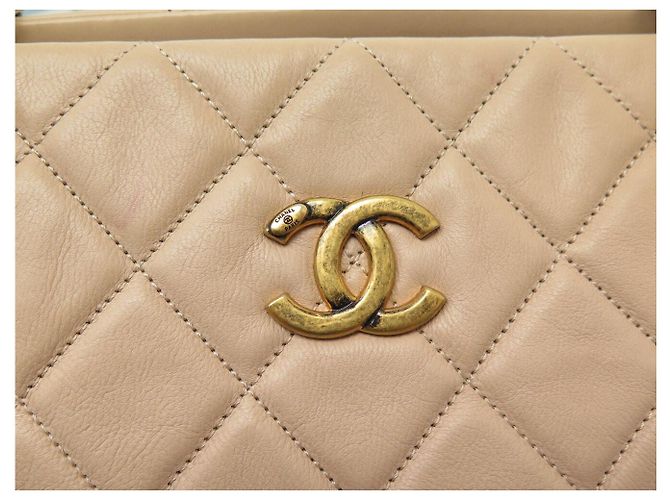 CHANEL CROWN TOTE QUILTED LEATHER BEIGE SHOPPING HAND BAG - view 8