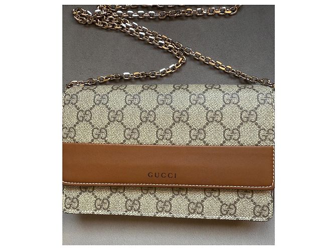 Borsa a tracolla Gucci Emblem marrone - vista 3