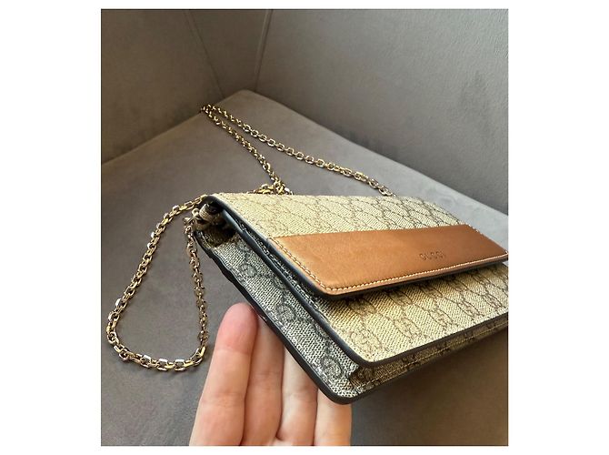 Borsa a tracolla Gucci Emblem marrone - vista 8