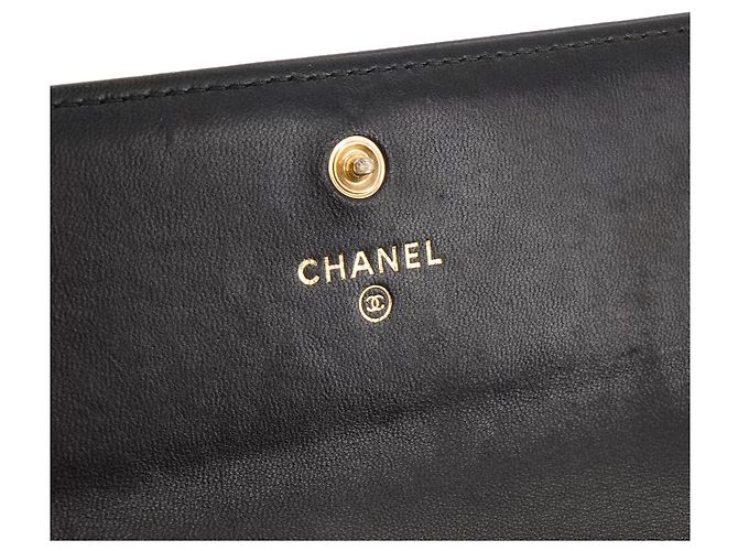 CHANEL - Cartera Boy Chanel en Cuero Negro Liso - vista 7