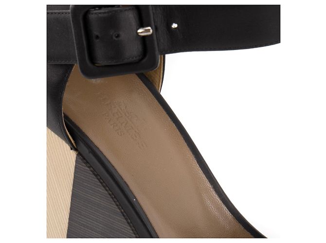 HERMÈS - Sandali con zeppa Hermès in pelle nera e legno (T38) Nero - vista 6
