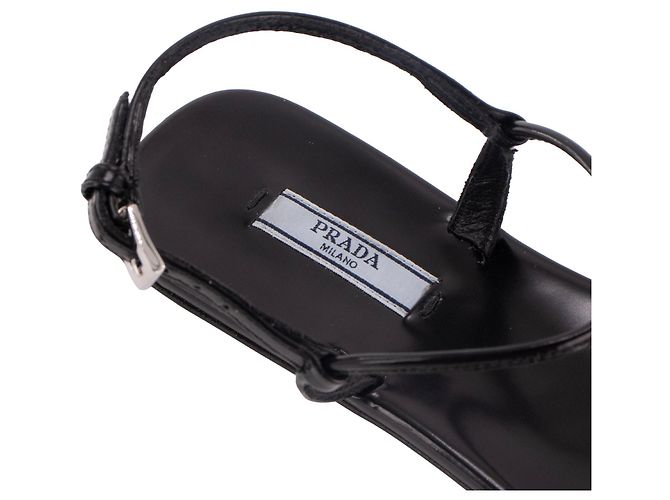 Etiquette PRADA - Sandalias Prada de cuero charol negro (T38.5) - vista 5