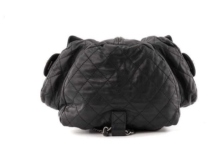 CHANEL - Multipocket Rucksack aus schwarzem Leder - Ansicht 4
