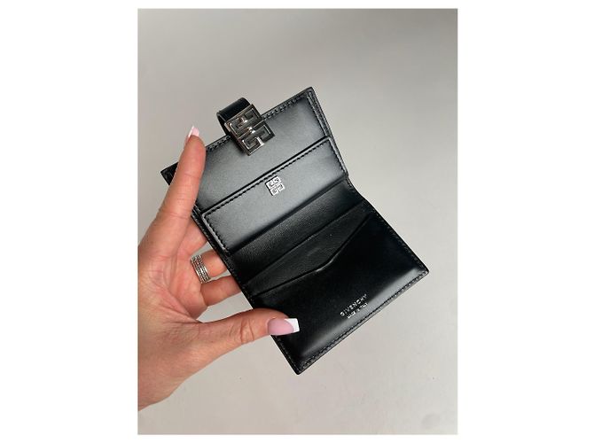 Vintage Givenchy Leather Wallet Black - view 7
