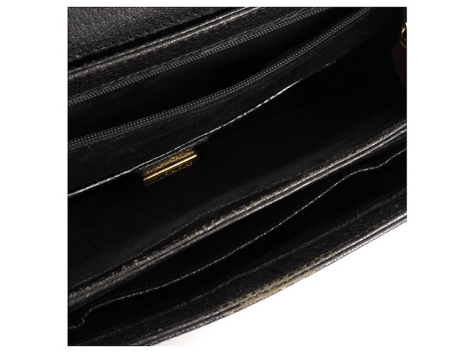 GUCCI - Handtasche Bamboo Gucci aus schwarzem genarbtem Leder - Ansicht 8