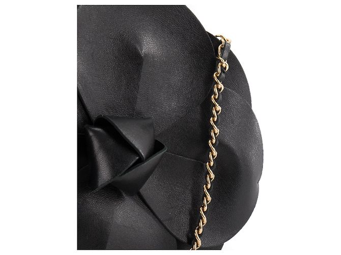 CHANEL - Borsa Camelia Chanel in pelle e satin nero - vista 7