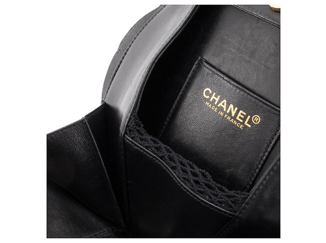 CHANEL - Borsa Camelia Chanel in pelle e satin nero - vista 8