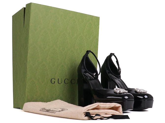 GUCCI - Gucci Pumps aus schwarzem Lackleder (T40.5) - Ansicht 8
