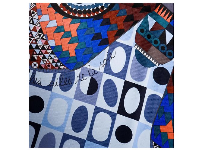 HERMÈS - Foulard 90 « Le ali della seta » Hermès in seta blu Blu navy - vista 3
